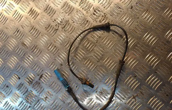 BMW 5 E60 E61 ABS brake wheel speed sensor 6908705