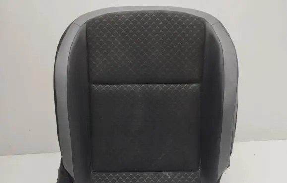 Nissan Juke II F16 Driver seat console base 