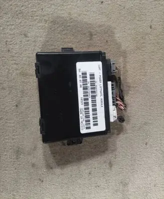 Chrysler Town u0026 Country V Tailgate/trunk control unit/module 68079913AB