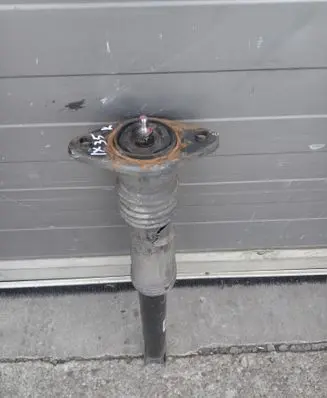 Hyundai ix35 Rear shock absorber/damper