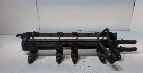 Volkswagen Golf IV Fuel injectors set 06A133317A 037906031AL