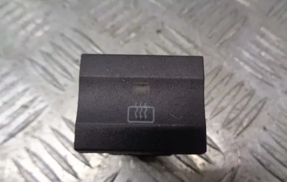 Skoda Fabia Mk1 (6Y) Windscreen/window heater switch