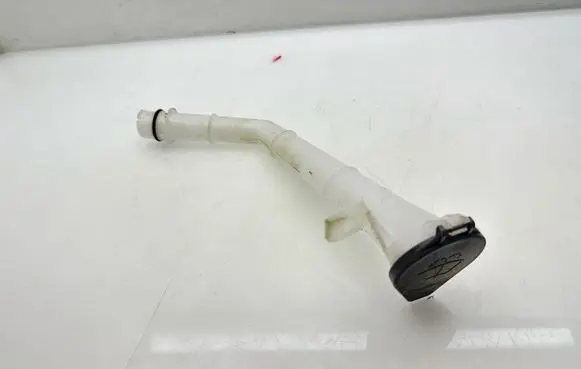 Nissan Juke II F16 Windshield washer fluid hose 