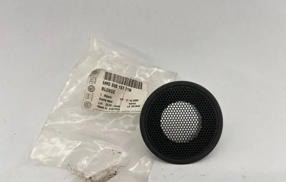 Volkswagen Golf V Rear door speaker cover trim 5M0868157 17102005 DL050440