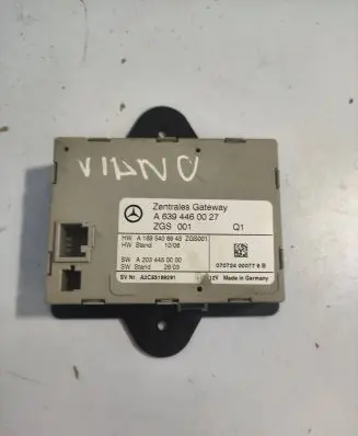 Mercedes-Benz E AMG W211 Climate control unit A6394460027