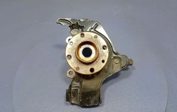 Aixam 500 Front wheel hub spindle knuckle