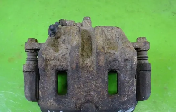 SsangYong Rexton Front brake caliper
