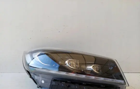 KIA Sorento Headlight/headlamp 92102-C56XX