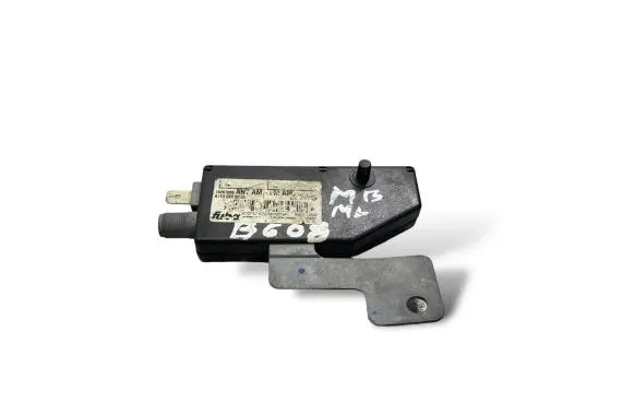 Mercedes-Benz ML W163 Aerial antenna amplifier 1638200089 AAR550
