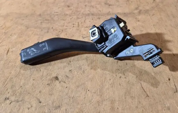 Volkswagen Touran I Indicator stalk 1K0953513G 01103512 10351202273964