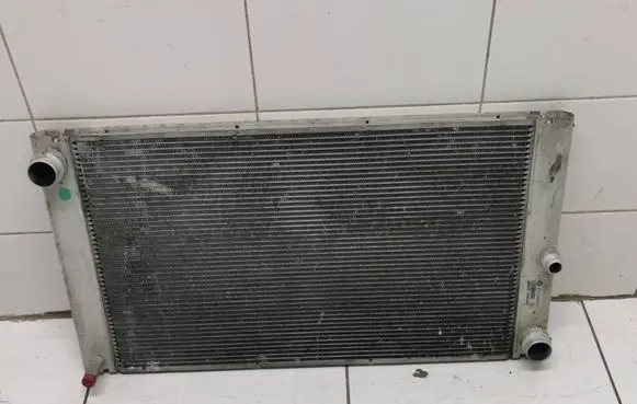 BMW 5 E60 E61 Coolant radiator 7795878 1711779587802 E9990003