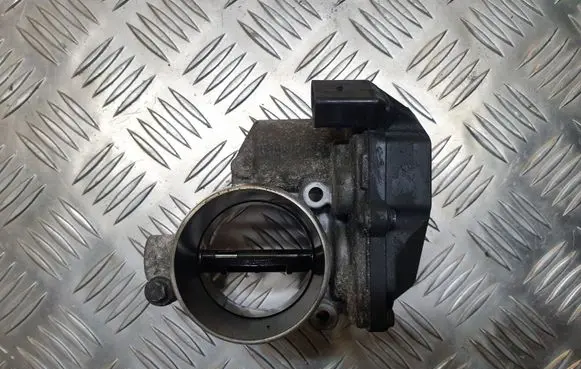 Ford C-MAX II Throttle valve 9M5Q9E926AA A2C53286823