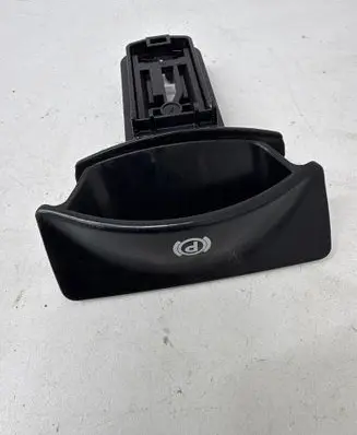 Mercedes-Benz ML W164 Hand brake release handle 18111547 A25142000