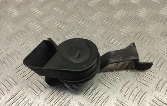 Audi A6 S6 C7 4G Horn signal 703881165