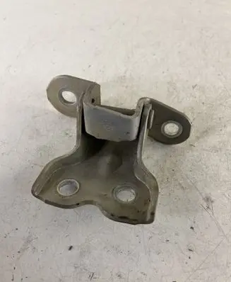 Toyota Land Cruiser (HDJ90) Front door upper hinge 