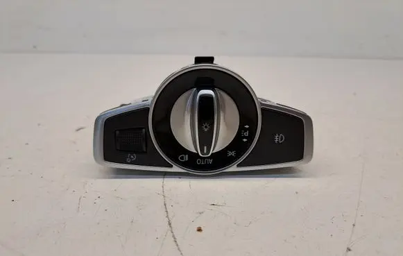 Mercedes-Benz E W211 Light switch A22290555508