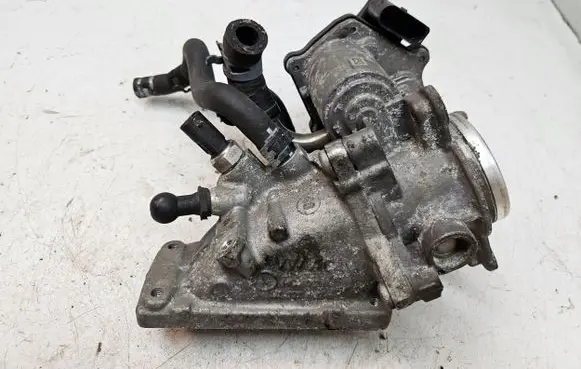 Volkswagen Touran III Throttle valve 04L128063T 04L128059T