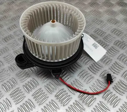 Mercedes-Benz CLA C118 X118 Heater fan/blower A2478308600