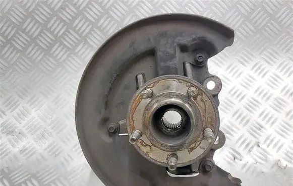 Ford Focus Front wheel hub spindle knuckle AV613K170C1