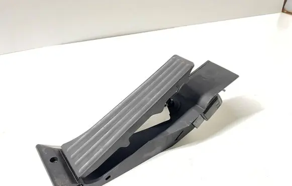 BMW X5 E70 Accelerator throttle pedal