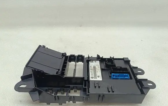 Audi A6 S6 C6 4F Light module LCM 4F0907289G 4F0910289G 5DK00876221