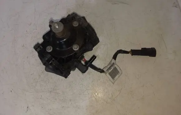 Peugeot 208 Vacuum pump 9835028580 0354262 03710207644