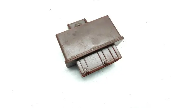 Citroen Xsara Picasso Fuel pump relay K05W005AKN