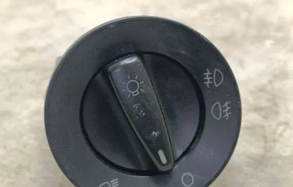 Skoda Roomster (5J) Light switch 1U0941531D