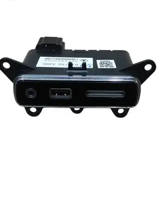 Dodge Durango USB socket connector 68289895AA 61571C