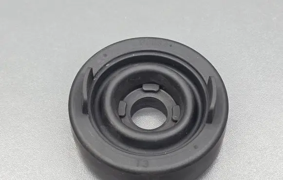 Suzuki Swift II Headlight/headlamp dust cover P3032