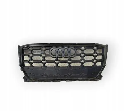 Audi Q2 - Front bumper upper radiator grill 81A.853.651.G
