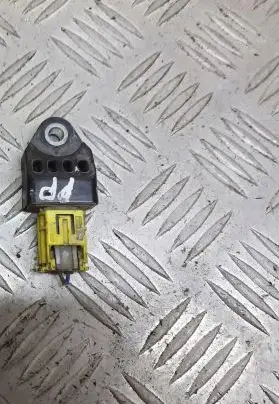 Subaru Impreza III Airbag deployment crash/impact sensor BRAK
