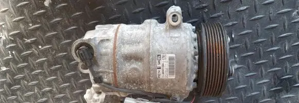 Renault Scenic IV - Grand scenic IV Air conditioning (A/C) compressor (pump) 926001268R