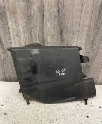 Mercedes-Benz ML W164 Air filter box A6420900701 4602185904
