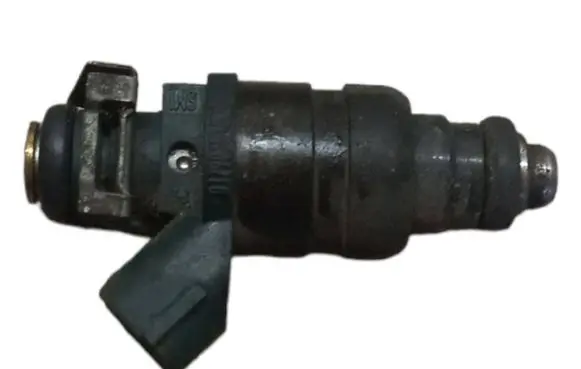 Audi A3 S3 8L Fuel injector 037906031AL