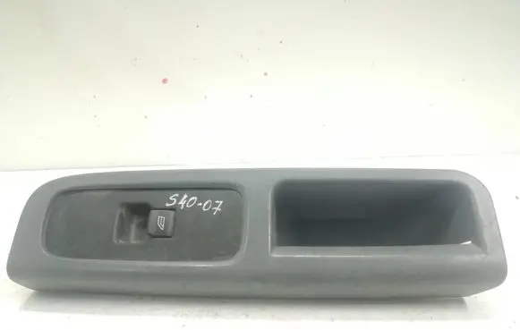 Volvo S40 Electric window control switch 8679474