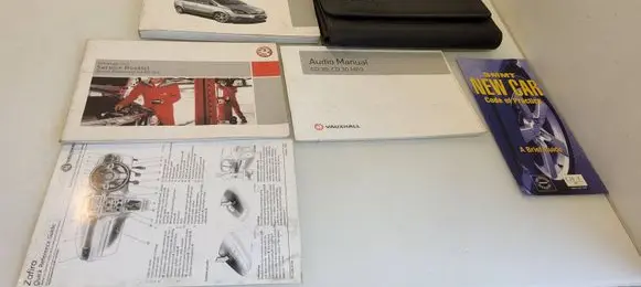 Opel Zafira B User manual 