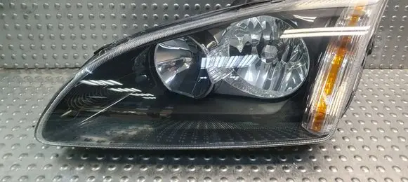 Ford Focus Headlight/headlamp S26372474 4M5113W030JE