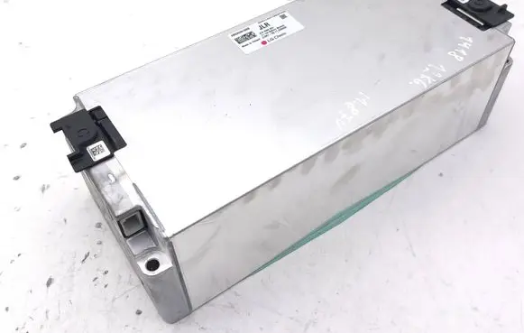 Jaguar I-Pace Hybrid / Electric Car Battery Cell AMDAU0168B JLRX590BEV