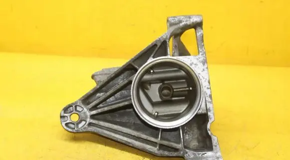 Volkswagen Phaeton Oil filter mounting bracket 022199354A