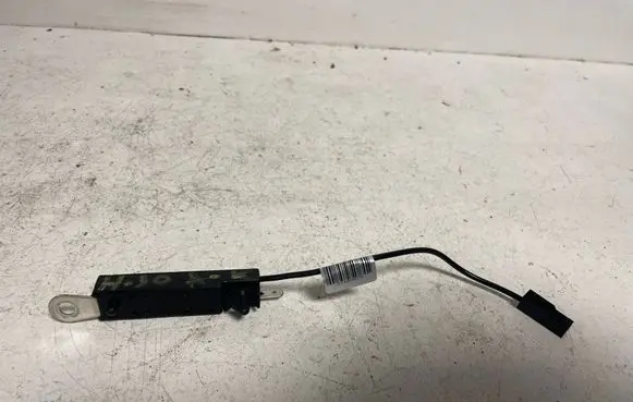 Volvo S60 Aerial antenna amplifier 31260879 28131348