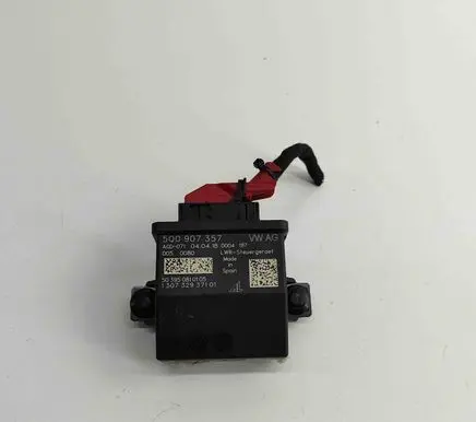 Volkswagen PASSAT B8 Light module LCM 130732937101 5Q0907357
