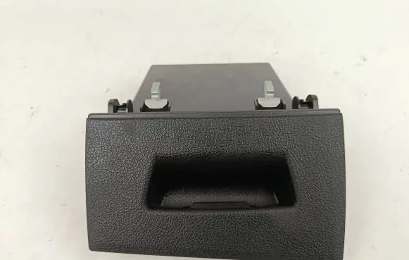 BMW 1 F20 F21 Dashboard storage box/compartment 9211310 9211311