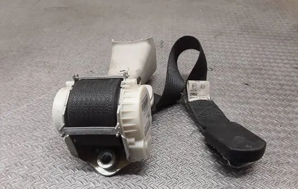 Chrysler Grand Voyager V Third row seat belt P1AF261DVAB TR82829X8805 415093R