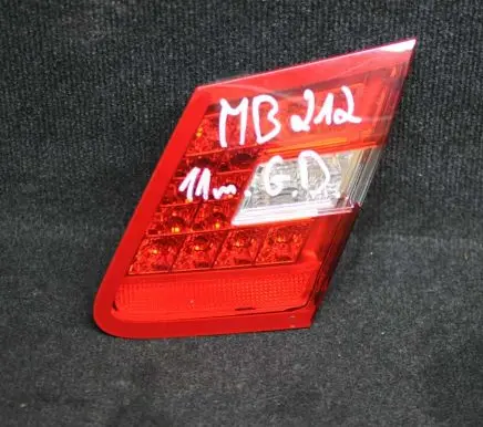 Mercedes-Benz E W212 Tailgate rear/tail lights A2128203264
