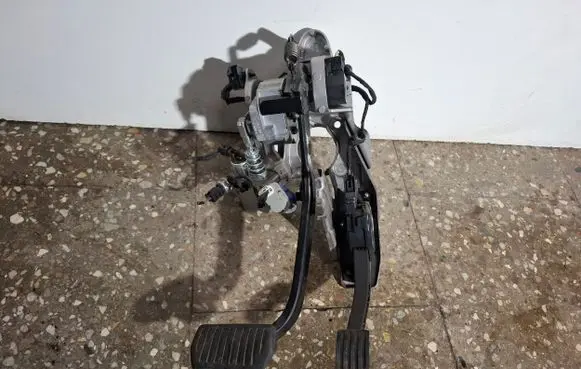 Volvo V60 Brake pedal 31317447 31329062