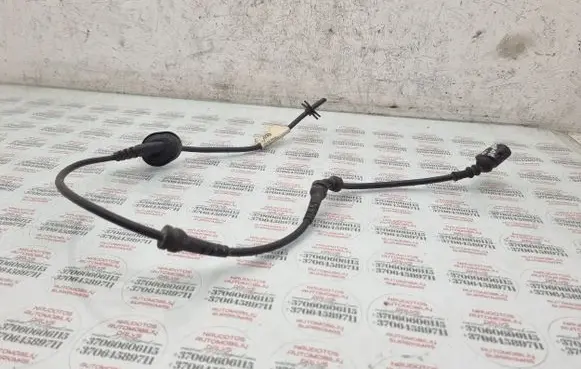 Volkswagen Touran I Rear ABS sensor wiring 1K0927904Q 1J0906102