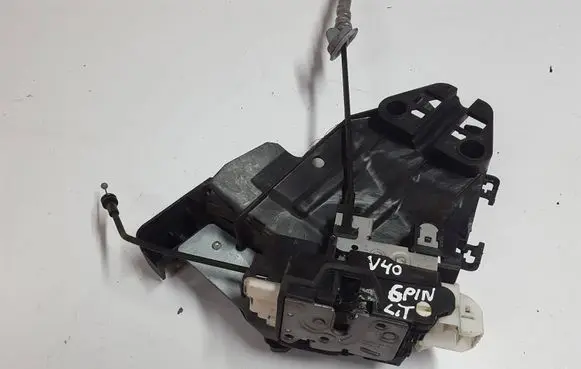 Volvo V40 Rear door lock 