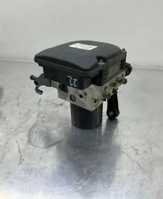 BMW 5 E60 E61 ABS Pump 6783368 6783366