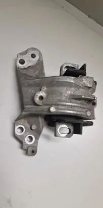 Peugeot 508 RXH Engine mount bracket 326B95